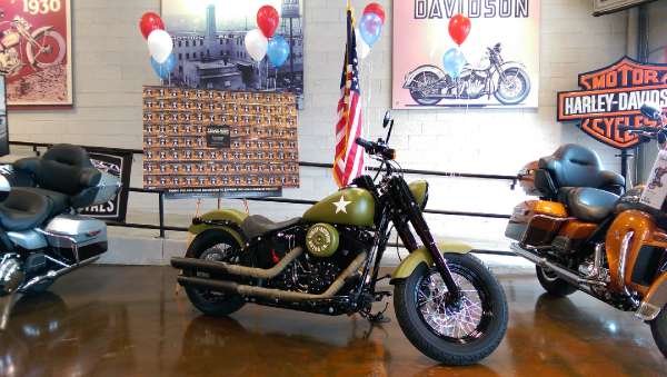 2015 Harley-Davidson Softail Slim�
